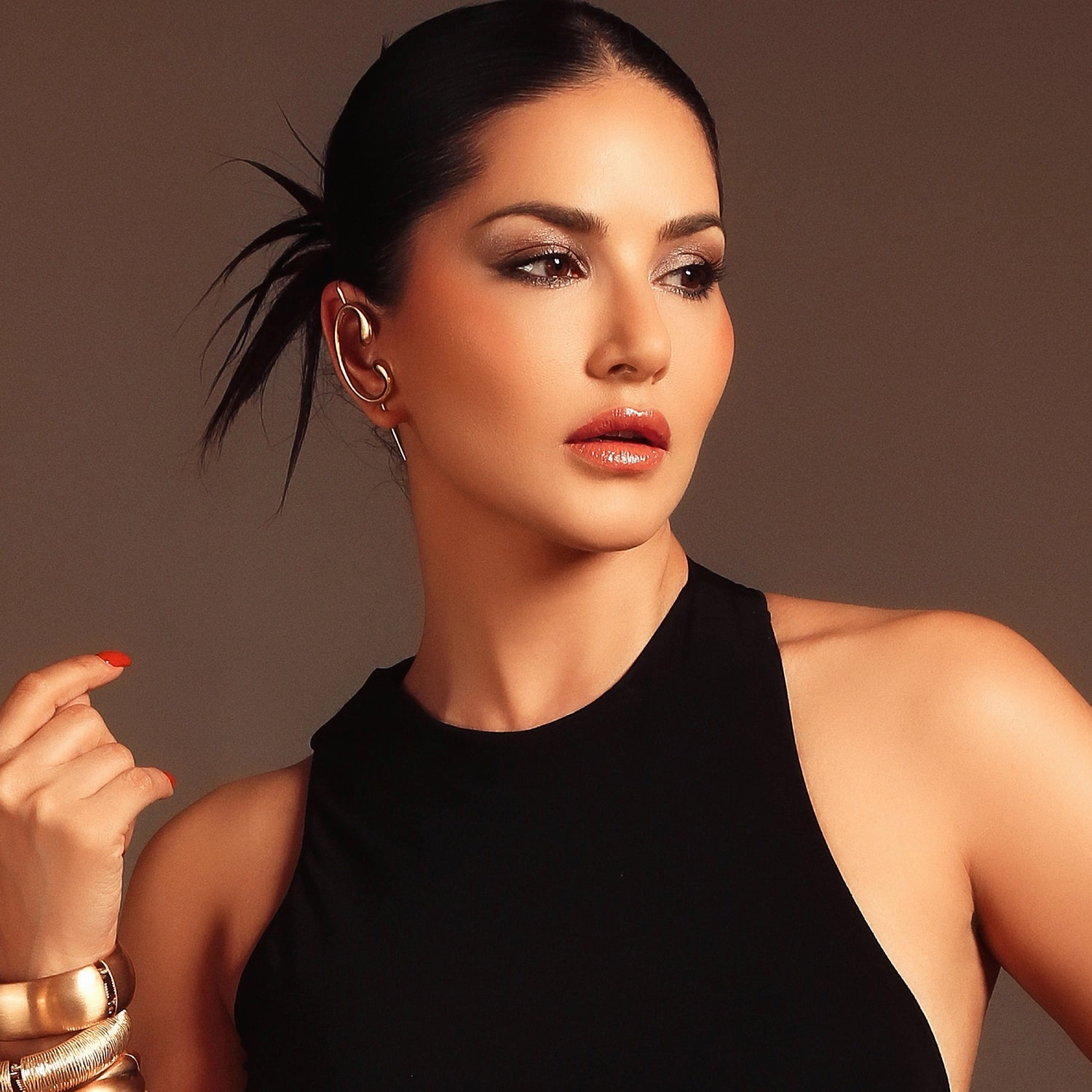 Bronze Beauty - Long Wear Lip Liner, Brown | 1.2gms