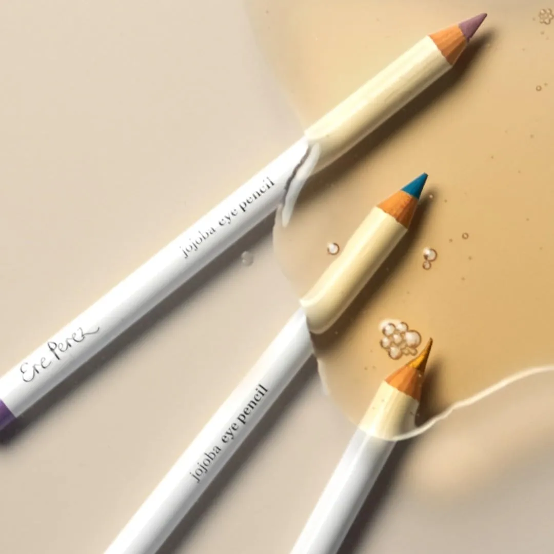 Ere Perez - Natural Jojoba Eye Pencil | Gentle, Soothing, Hydrating, Smooth, Blendable | Coconut Oil, Vitamin E | Vegan, Cruelty-Free, Clean Beauty (Forest)