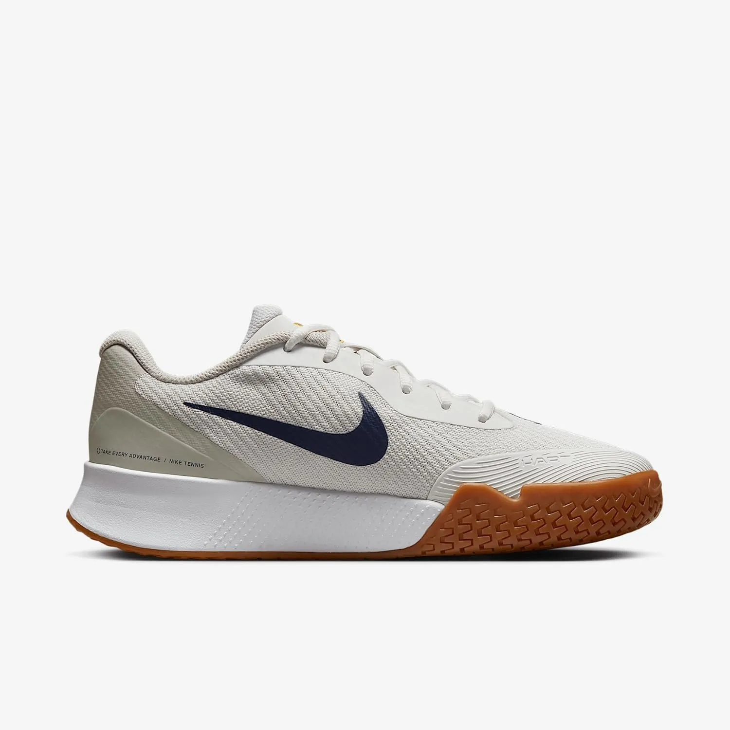 Nike Vapor Lite 3 Women's Hard Court Tennis Shoes (FZ2156-100, Summit White/Light Bone/Gum Medium Brow)