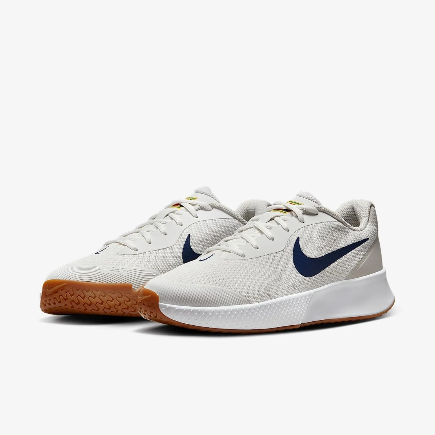 Nike Vapor Lite 3 Women's Hard Court Tennis Shoes (FZ2156-100, Summit White/Light Bone/Gum Medium Brow)