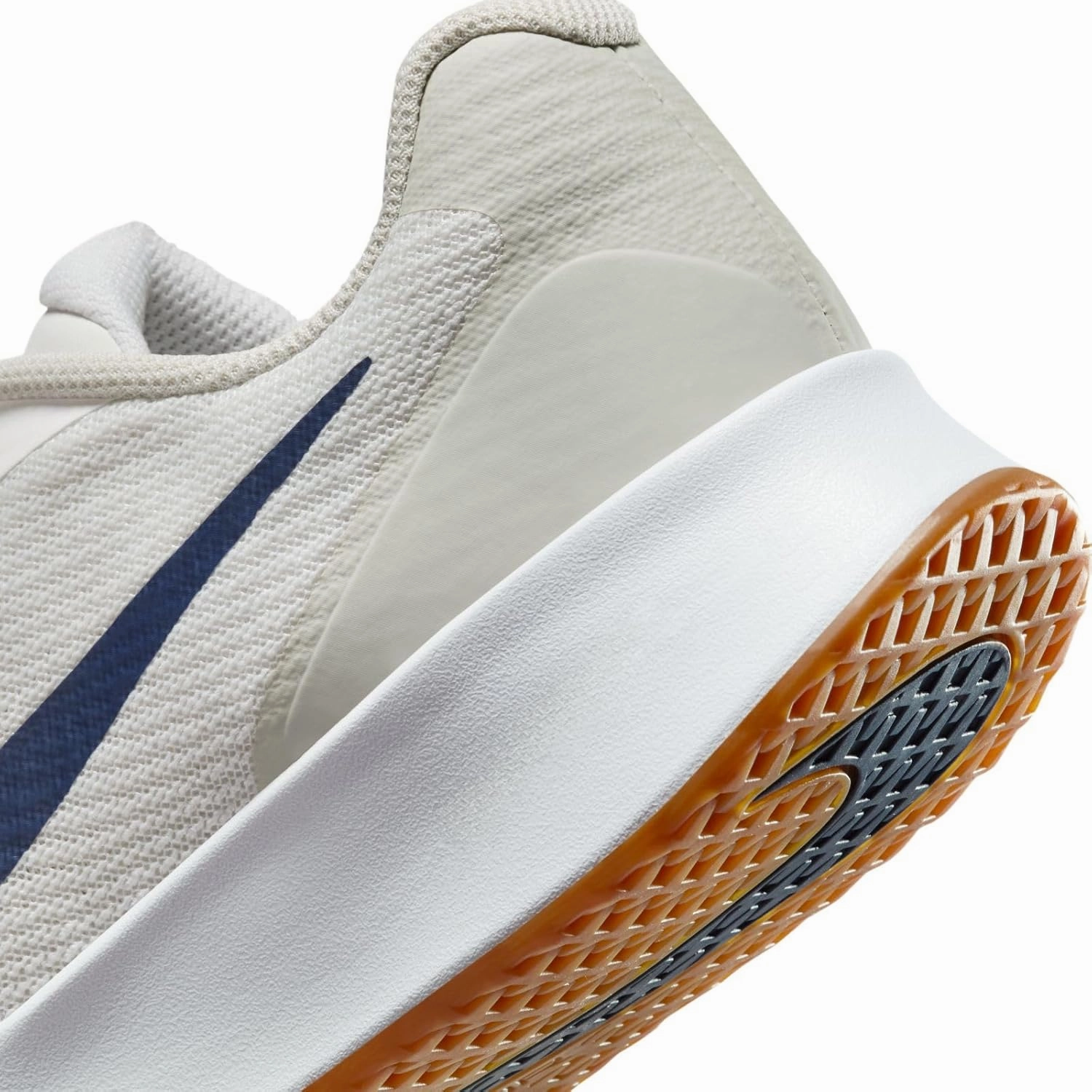 Nike Vapor Lite 3 Women's Hard Court Tennis Shoes (FZ2156-100, Summit White/Light Bone/Gum Medium Brow)