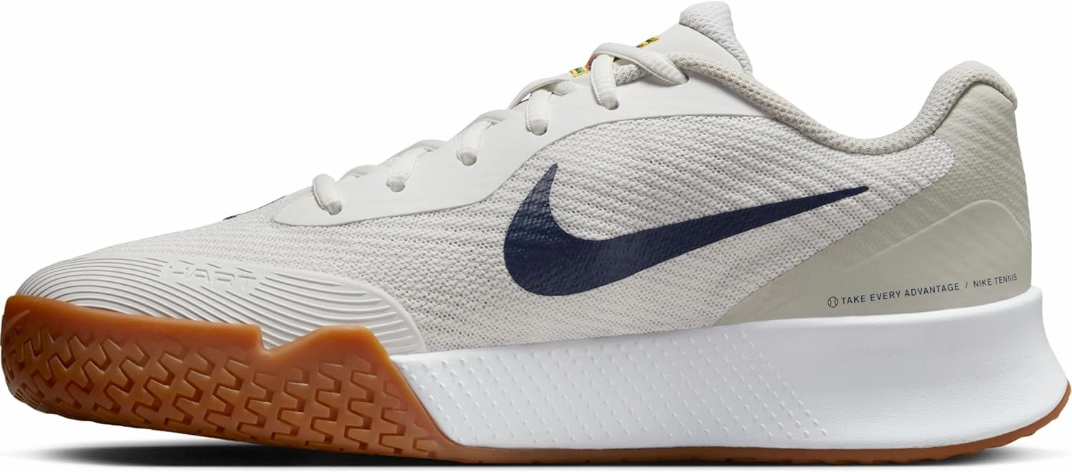 Nike Vapor Lite 3 Women's Hard Court Tennis Shoes (FZ2156-100, Summit White/Light Bone/Gum Medium Brow)