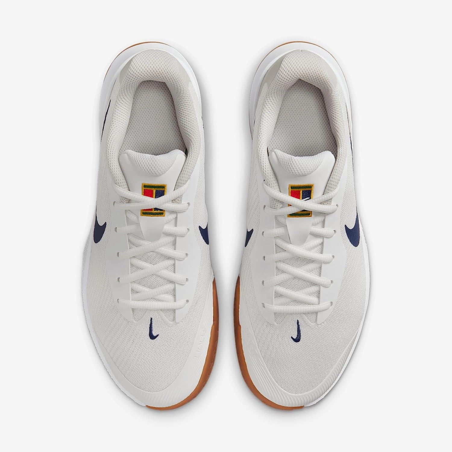 Nike Vapor Lite 3 Women's Hard Court Tennis Shoes (FZ2156-100, Summit White/Light Bone/Gum Medium Brow)