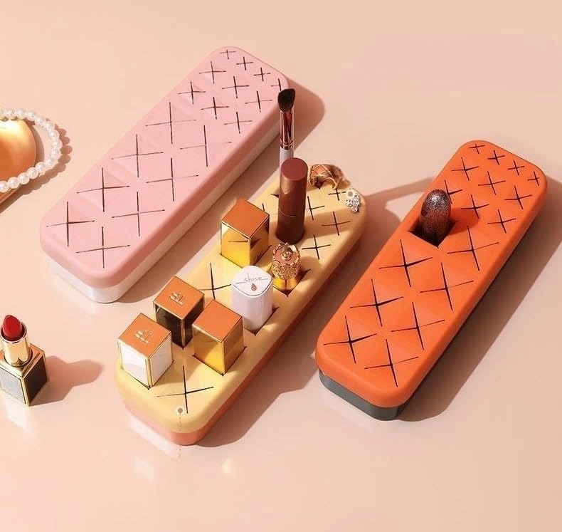 Silicone Lipstick Storage Case, Makeup Brush Organizer, Multi-Cell Makeup Holder For Eyeshadow Brush, Eyebrow Pencil, Lipstick, Earrings (White)